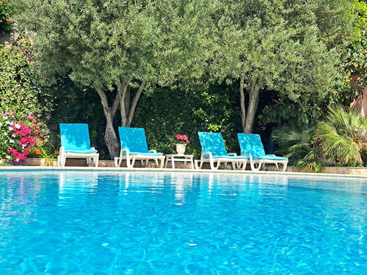 Gite Mireille Carros Dış mekan fotoğraf